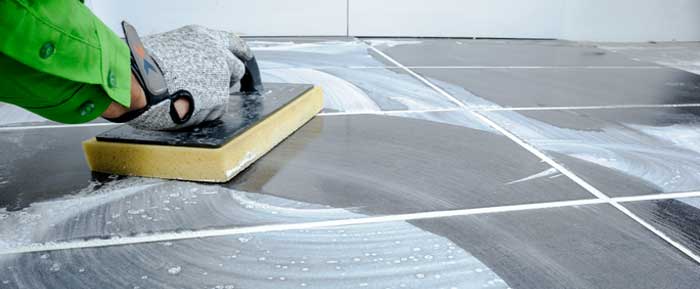 ¿Cómo aplicar la lechada para alicatar?